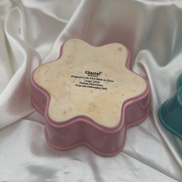 Chantal Individual Baking Dishes-1 Cup Pink & Turquoise; &1 1/2C Orange Burst. - Picture 2 of 4